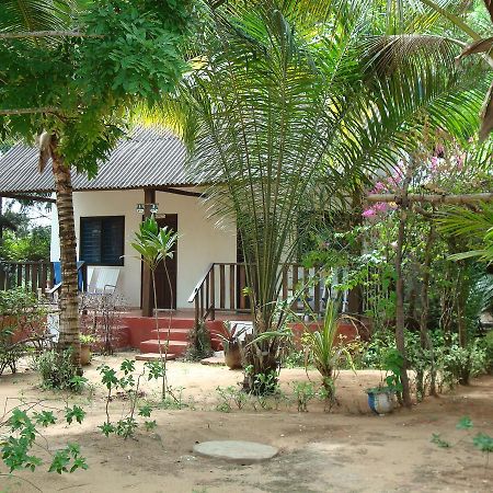 Hotel Village Vacances Awale Plage Grand-Popo Bagian luar foto